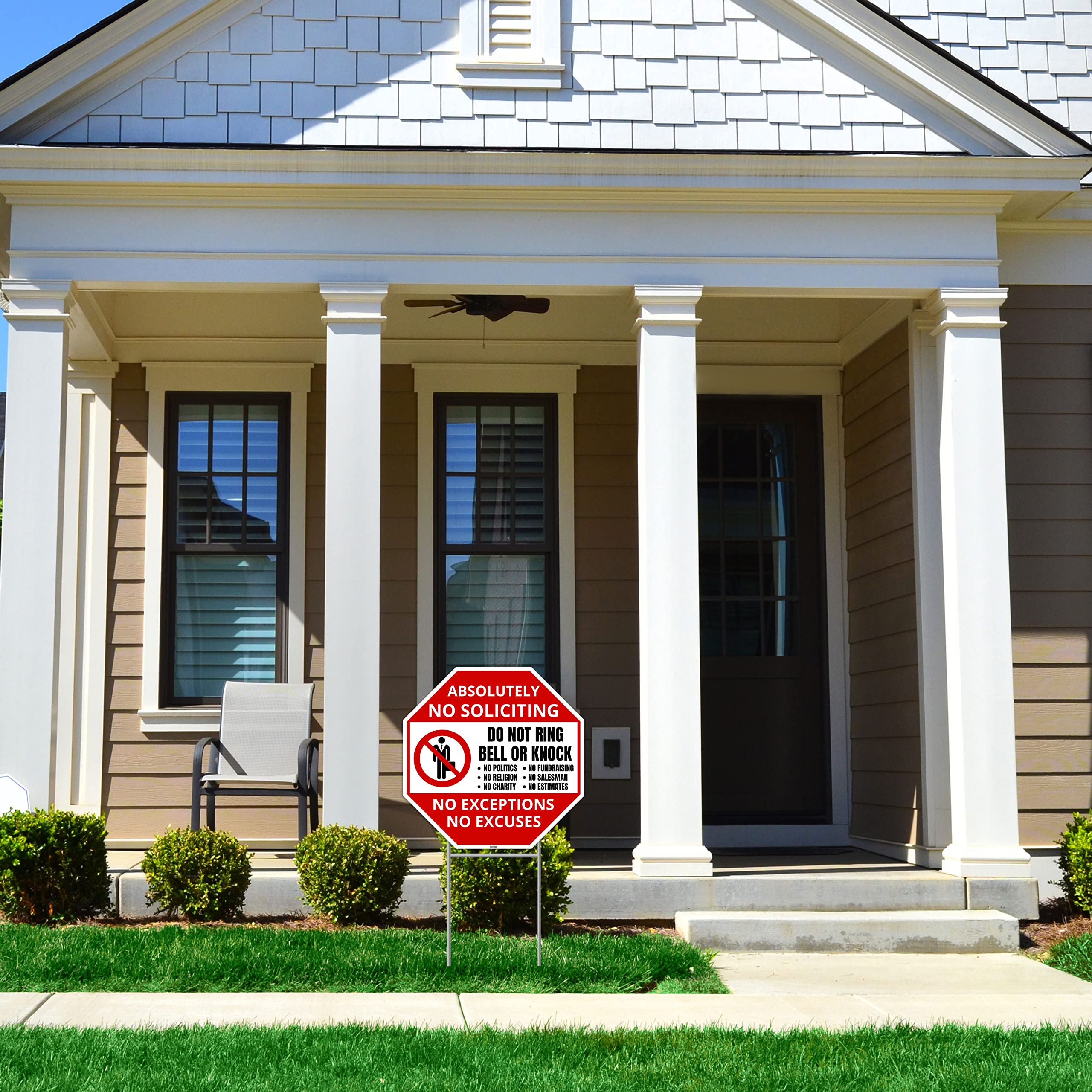 Venicor sign set includes two signs and ground stakes