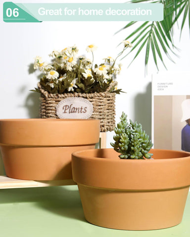 Vensovo terracotta pot suitable for indoor or outdoor use with rustic charm.