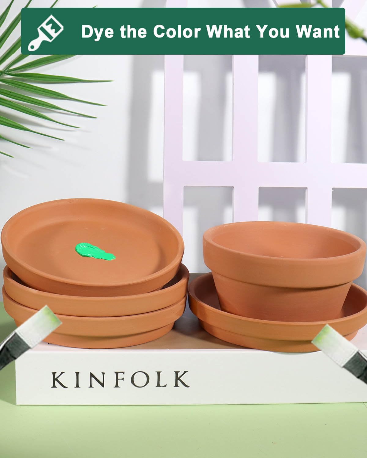 vensovo raised-edge terracotta saucer prevents spills and soil spread