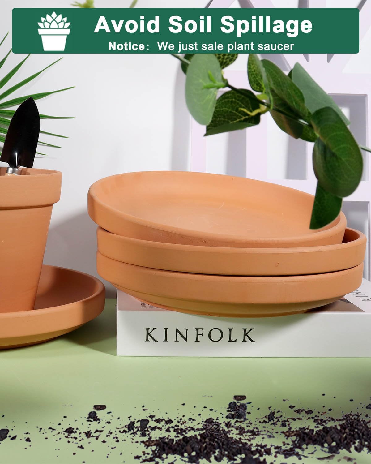 Vensovo terracotta saucer raised edge drains excess water and soil.