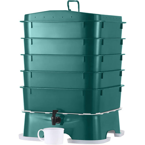 Vermihut Plus inside worm tray balance for efficient compact composting.