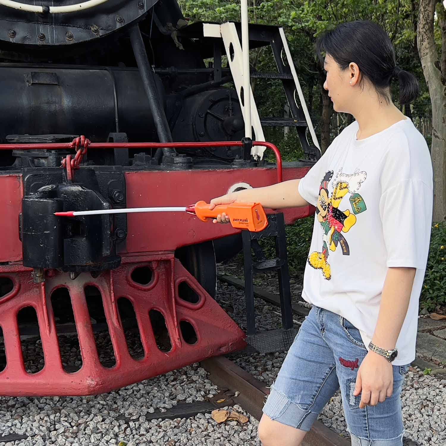 VET.PLUS removable shaft highlights easy transport and cleaning