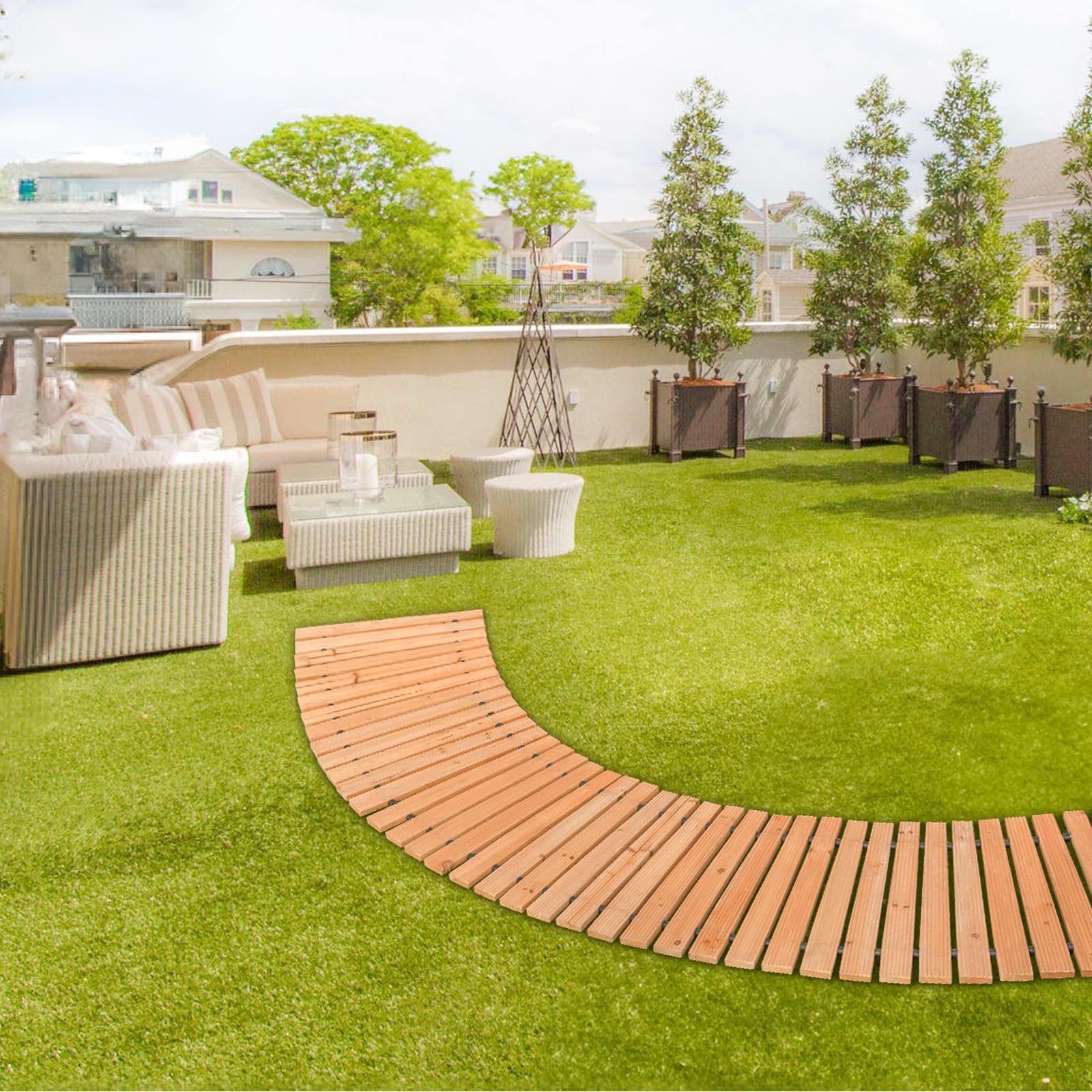 VEVOR cedar boardwalk near patio with guests illustrating event suitability.