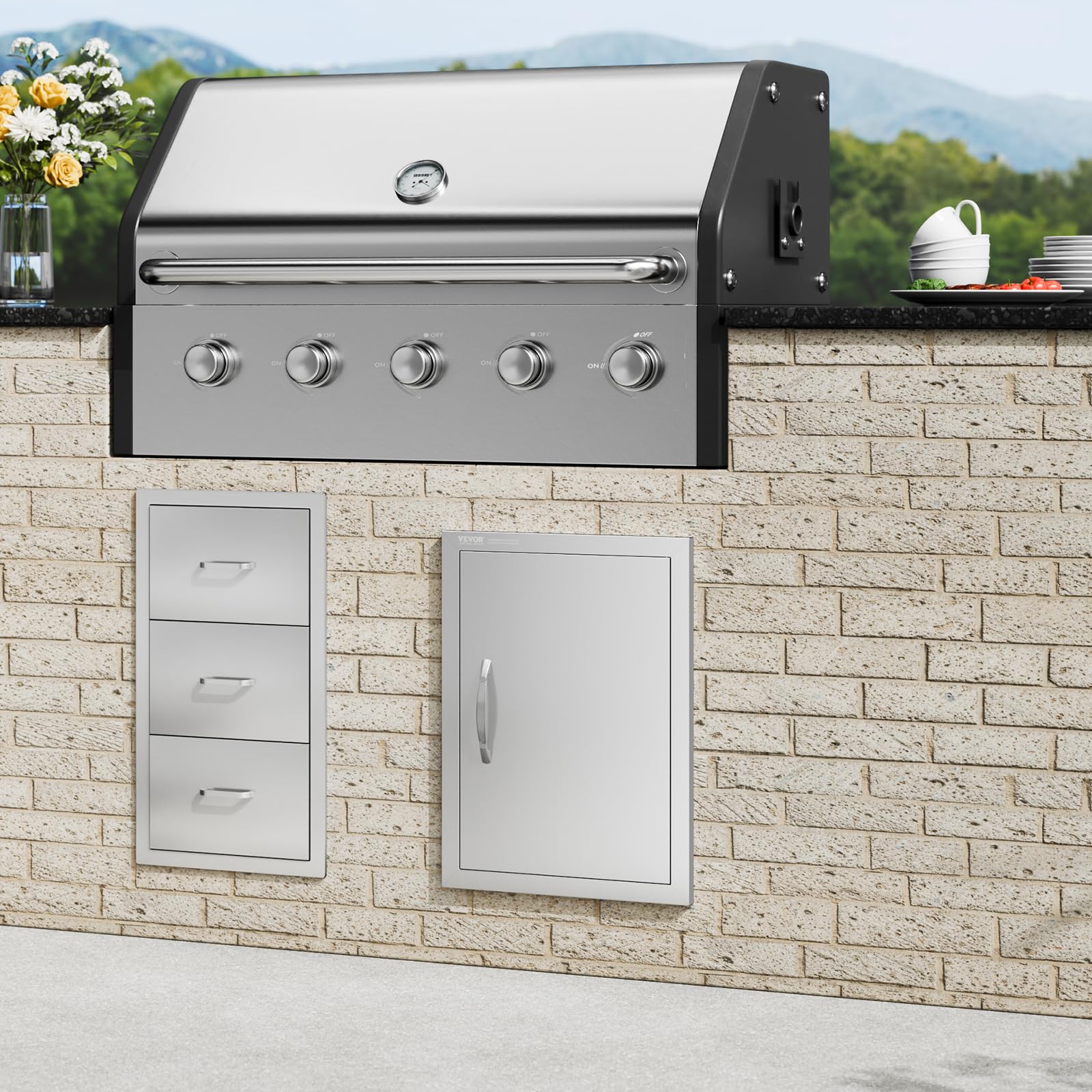 VEVOR weatherproof design withstands outdoor conditions