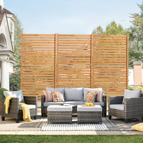 VEVOR wooden privacy screen assembly ready for outdoor installation
