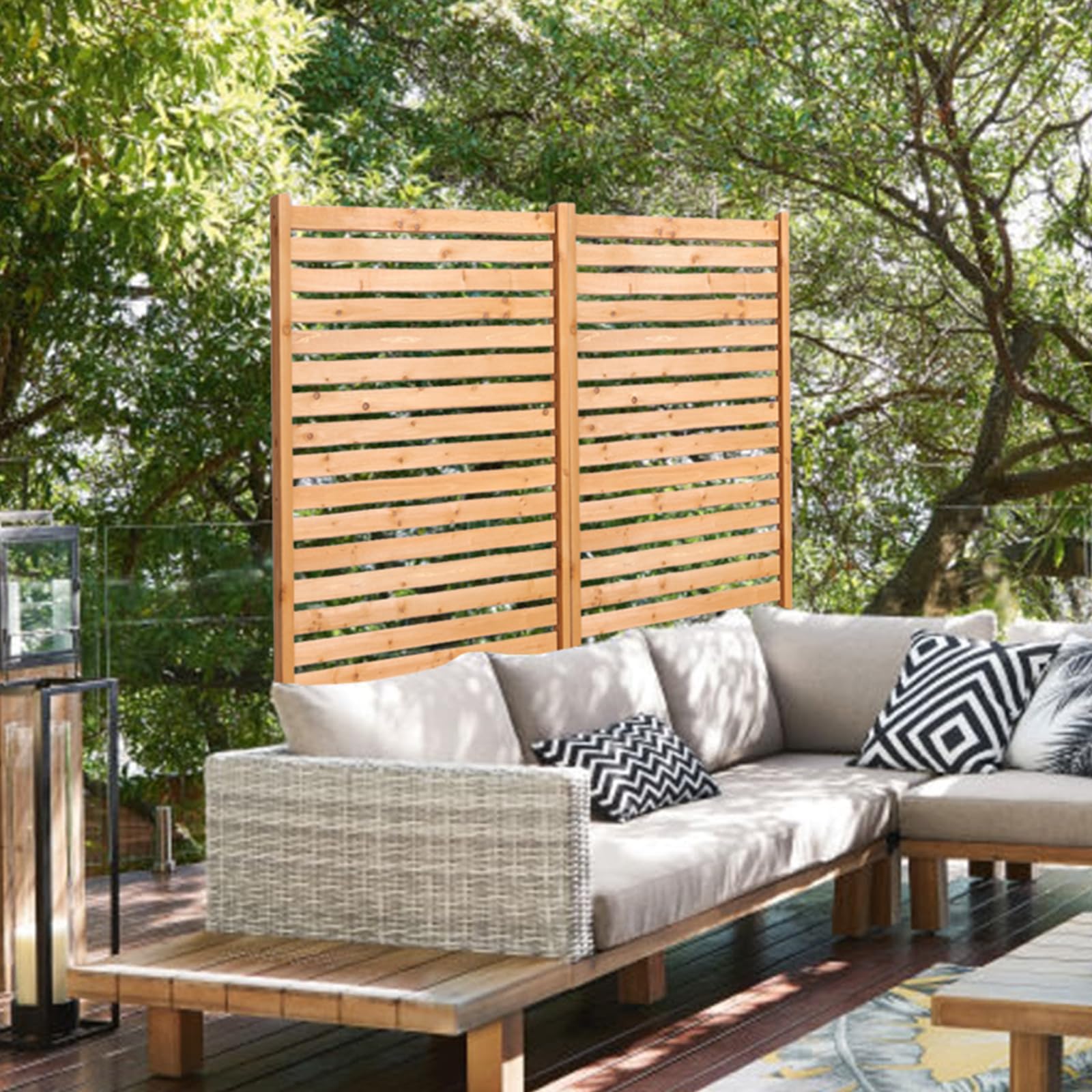 VEVOR wooden privacy screen side-panels provide layout flexibility