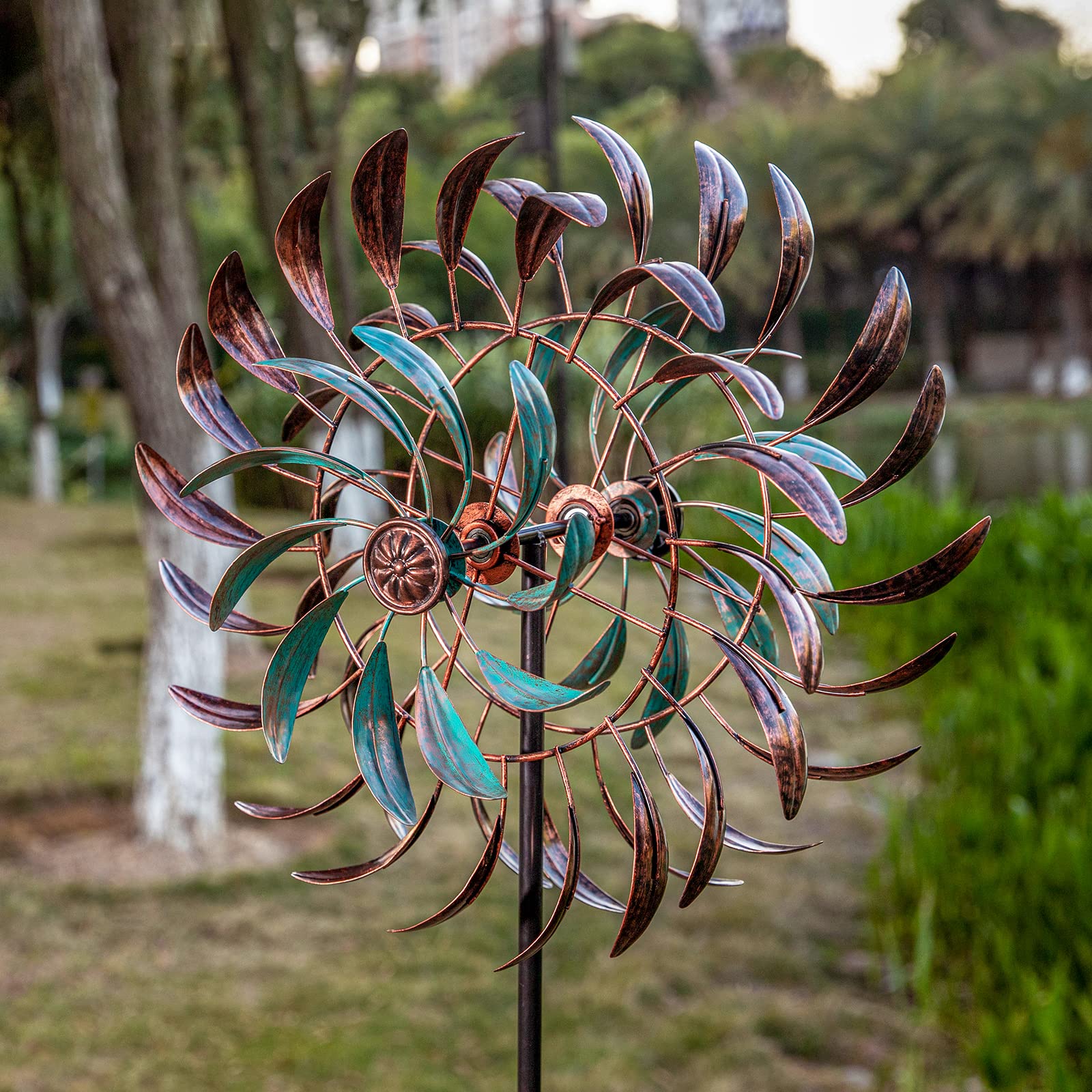 VEWOGARDEN wind spinner tall 66-inch height in a backyard display