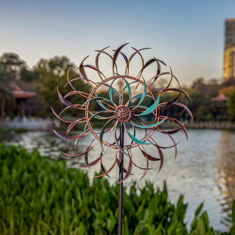 VEWOGARDEN wind spinner with dual blades spinning smoothly