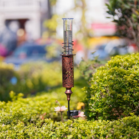 VEWOGIFT warm LED glow enhances nighttime garden ambiance and visibility