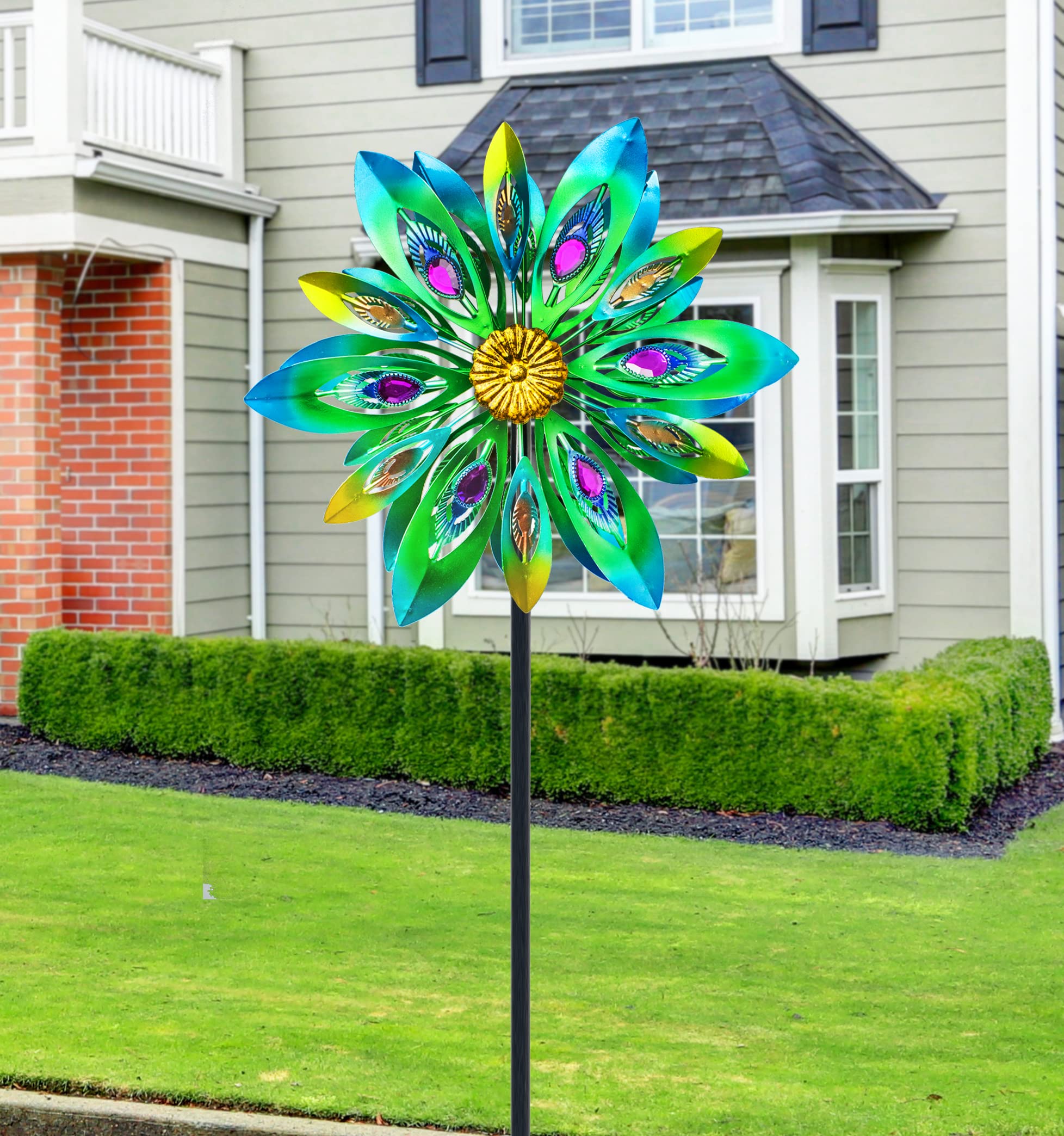 Double layer blades spinning smoothly at low wind for eye catching movement.