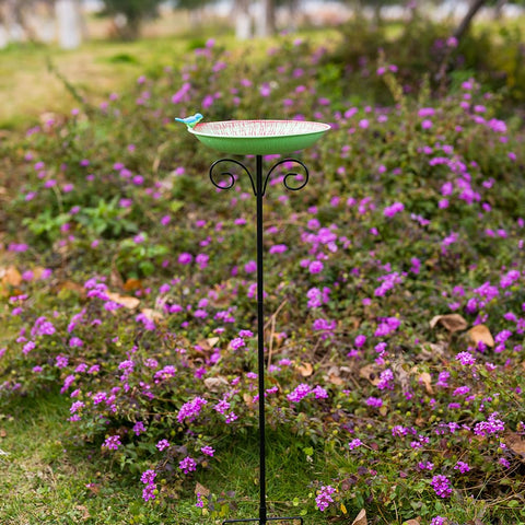 VEWOSTAR bird bath as a water source for birds; easy to refill.