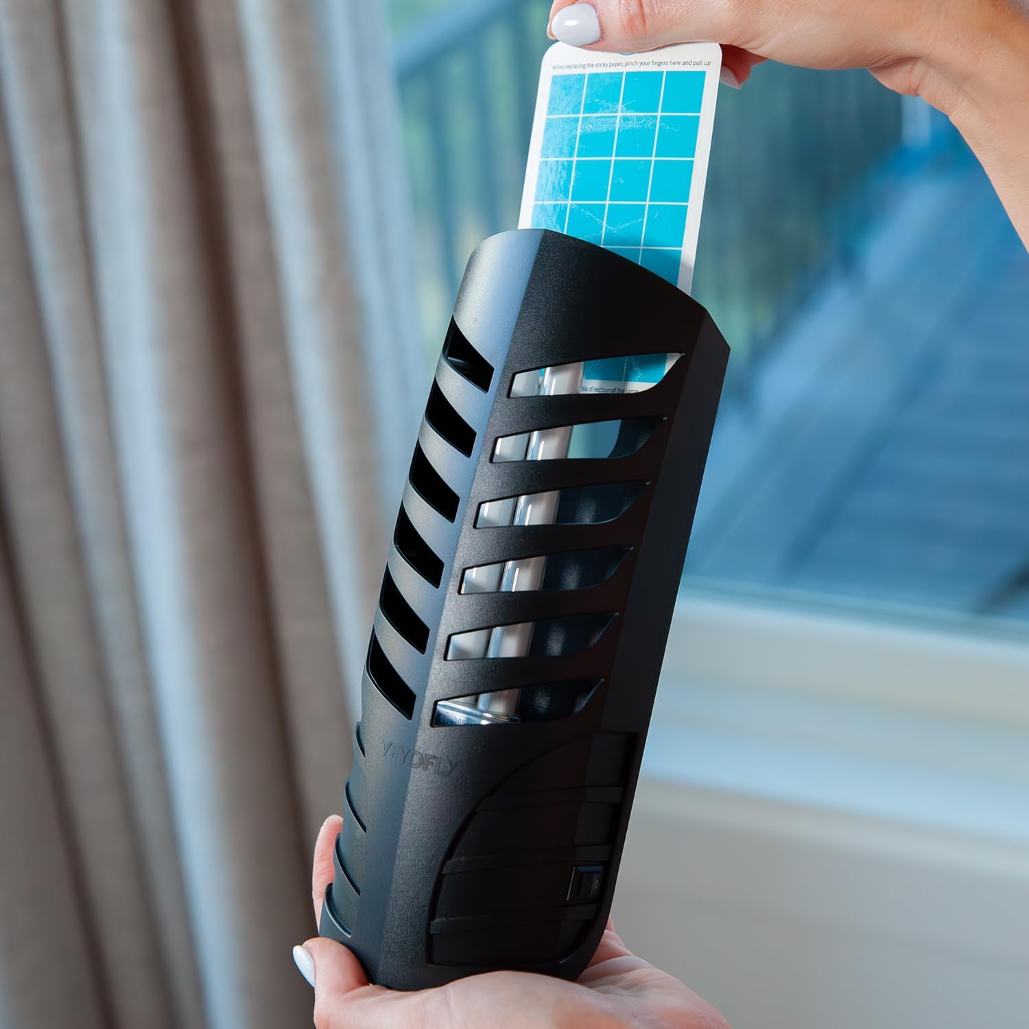 VEYOFLY discreet fly trap design hides insects for a neat home