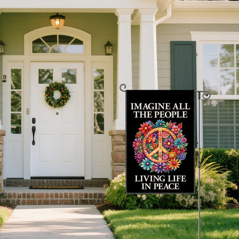 Vgrti holiday-welcome garden flag lights up porches with seasonal warmth.