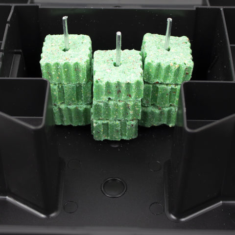 Victor M901RB holds-bait-blocks capability highlights flexible control options