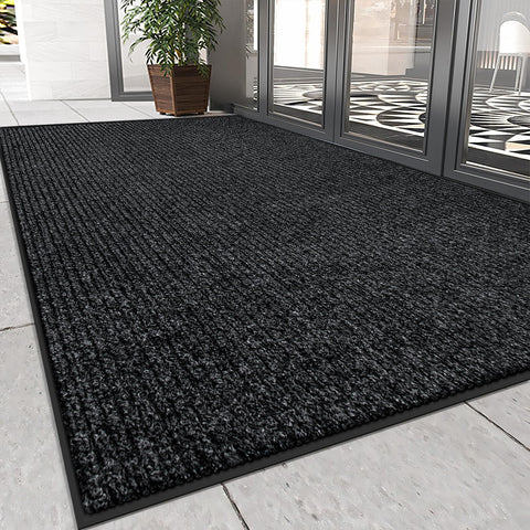 Vicwe 4x8 door mat front view helps keep entryways dry and clean.