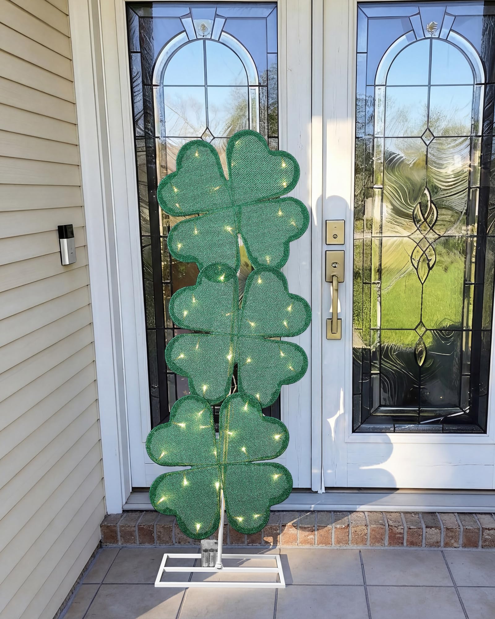 VIHOSE glitter fabric base adds a sparkling touch to garden decor.