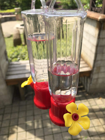 VIMOA easy-clean plastic construction for fast maintenance after use.