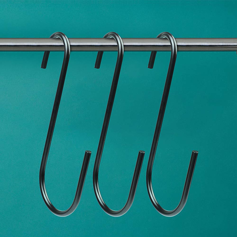 Vindar anti-rust black coating protects hooks in damp spaces.