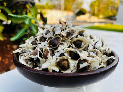 Violet Reign Naturals PKM-1 moringa seeds 70 g weight label