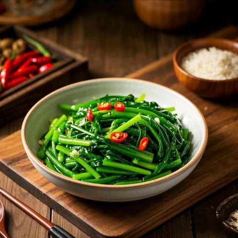 Vistatu water spinach growing under full light with lush emerald leaves.