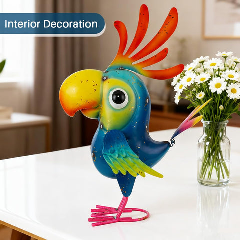ViteenLight metal parrot sculpture adds whimsical focal point to outdoor spaces.