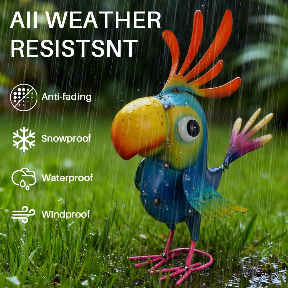 ViteenLight parrot statue features anti-rust coating for rain and sun resilience.