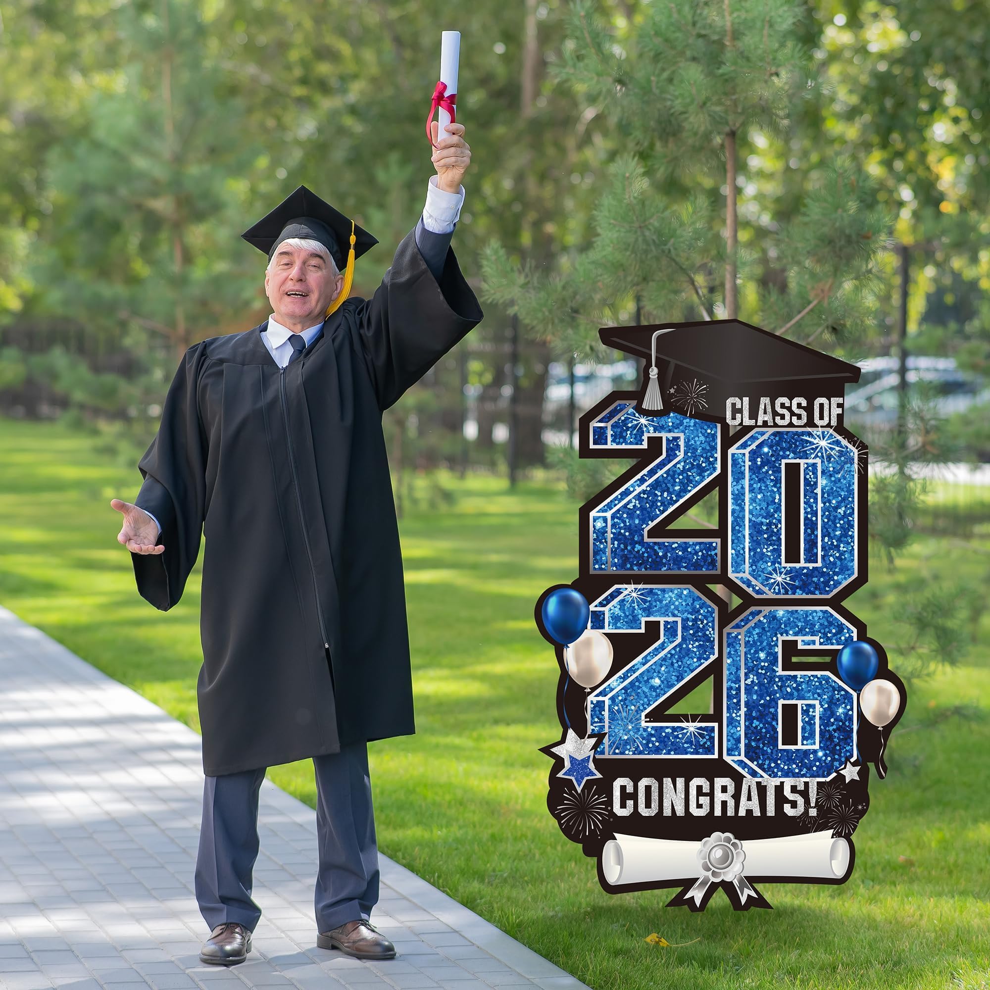 Vivantia Class of 2026 blue yard sign elevates lawn appearance.