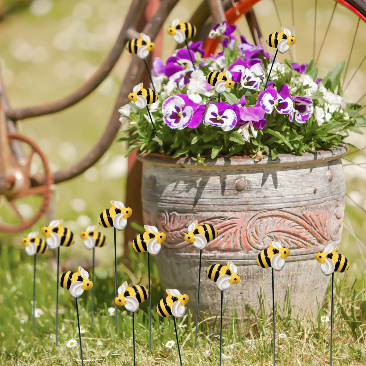 VIVIANYO HD colorful yellow bee stake adds year-round charm.