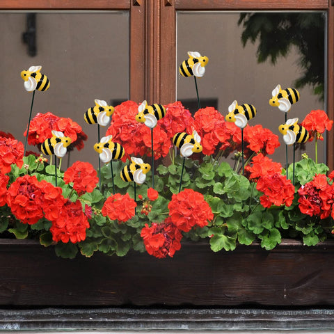 VIVIANYO HD yellow bee on stake brightens planters and flower beds.