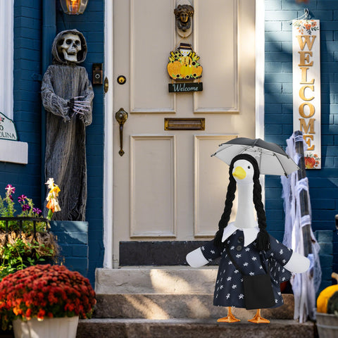 VIVOLOOM Halloween yard decor that doubles as a festive centerpiece.