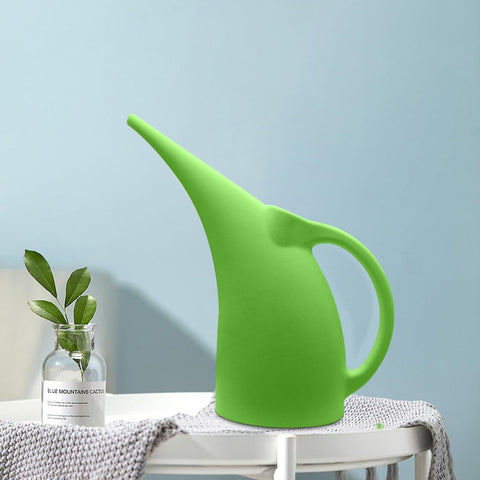 VKPLITE 64 oz capacity ideal for pots and small gardens