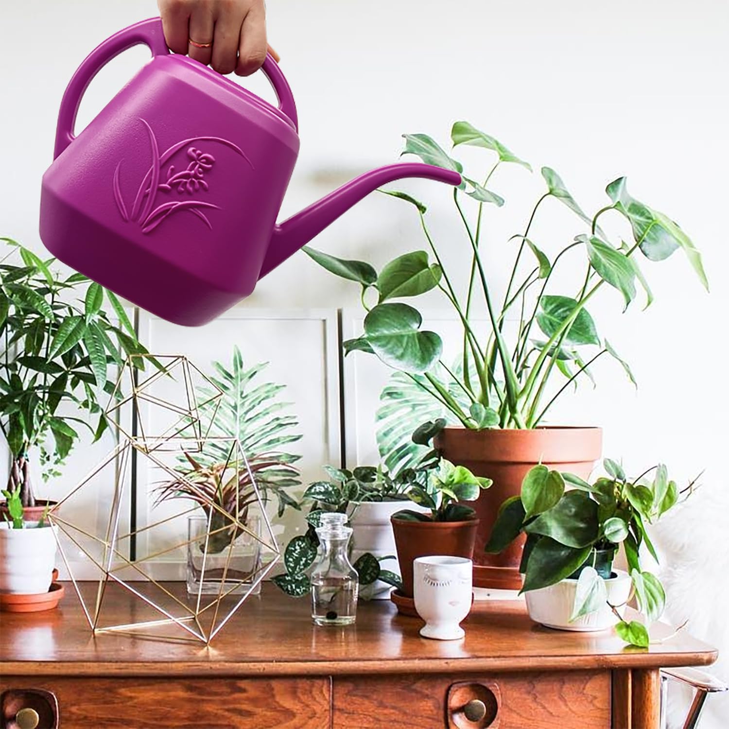 VKPLITE recyclable plastic watering can rose red durable and lightweight