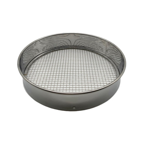 Vonoso 3mm replacement mesh enables finer screening of soil or sand.