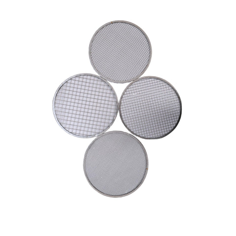 Vonoso rust-resistant metal construction withstands outdoor tasks.
