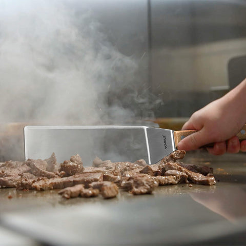 Vovoly durable stainless-steel spatula packaged for chefs.