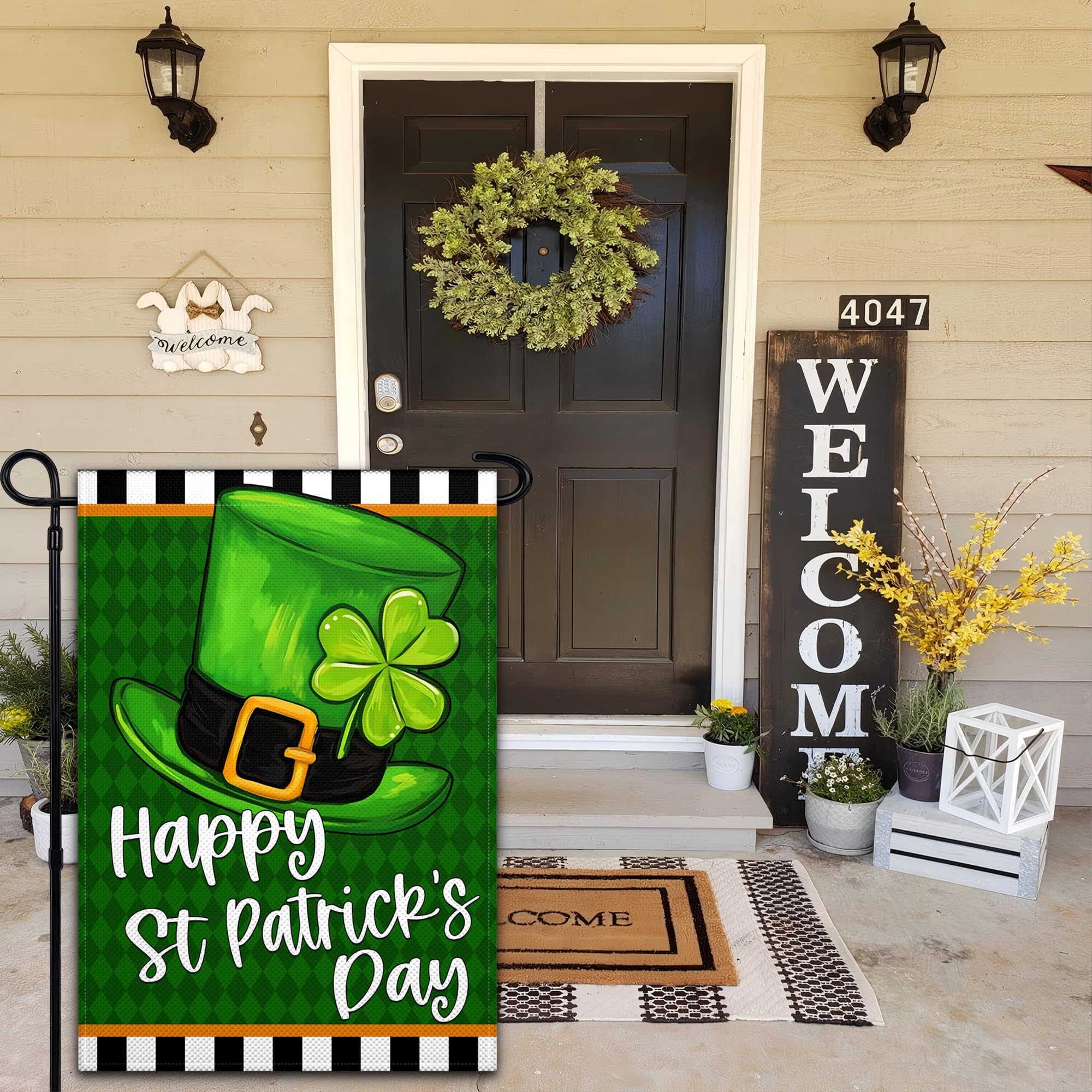 VOZUN shamrock top hat flag close-up highlighting durable double-sided print.