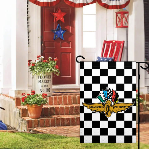 VOZUN UV-resistant coating helps maintain color outdoors