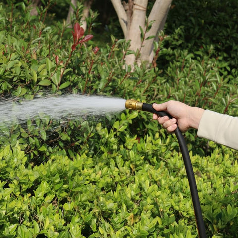VUNDARA hose suitable for watering, irrigation, and water transfer tasks.