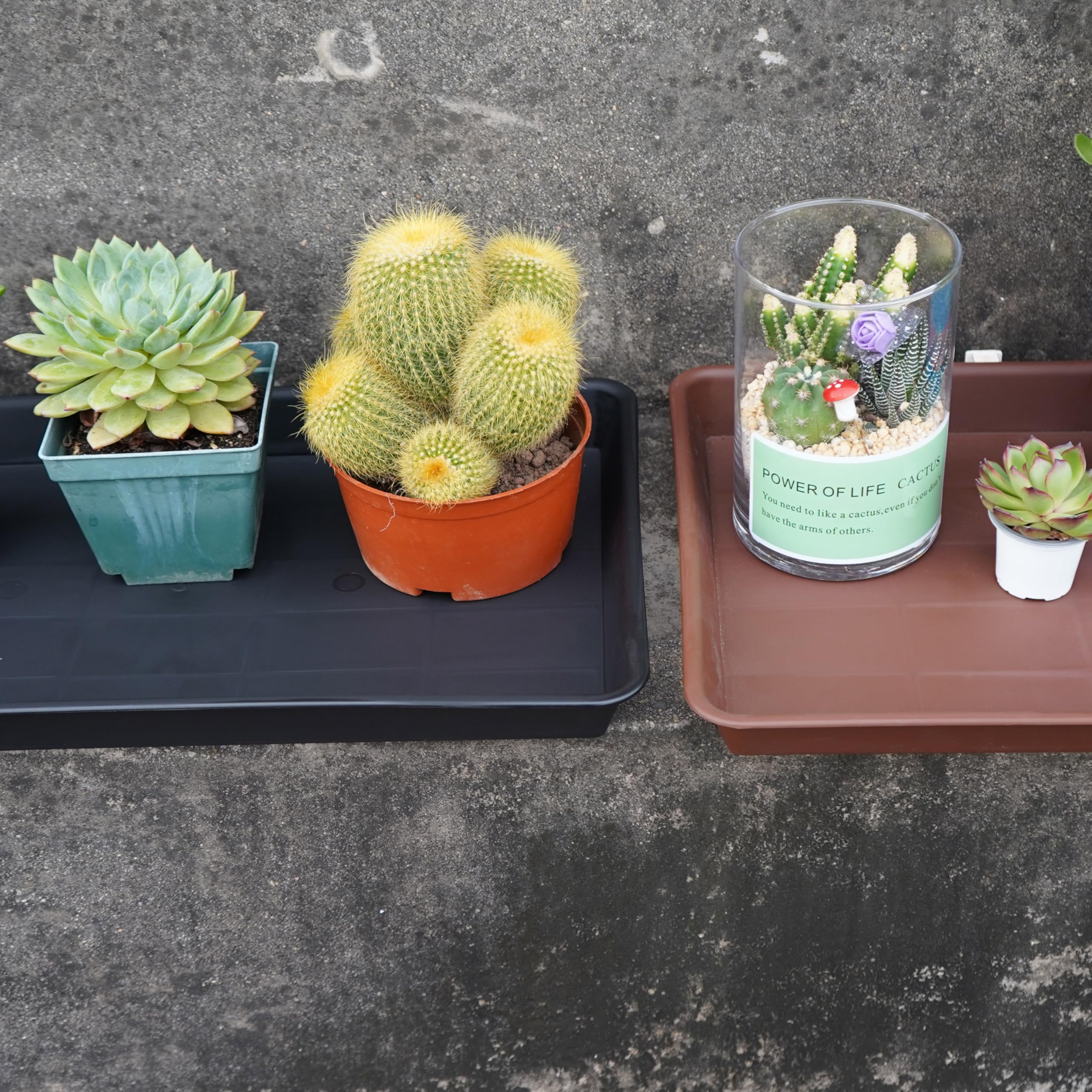 VUWEZ minimalist black design blends with decor while organizing planters