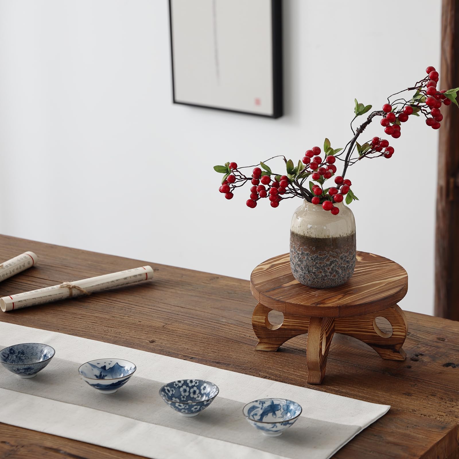 VZODESR Sturdy wooden pedestal base provides stable plant support