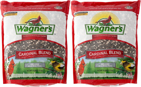 Wagner's Cardinal Blend seed mixture attracts cardinals and songbirds.