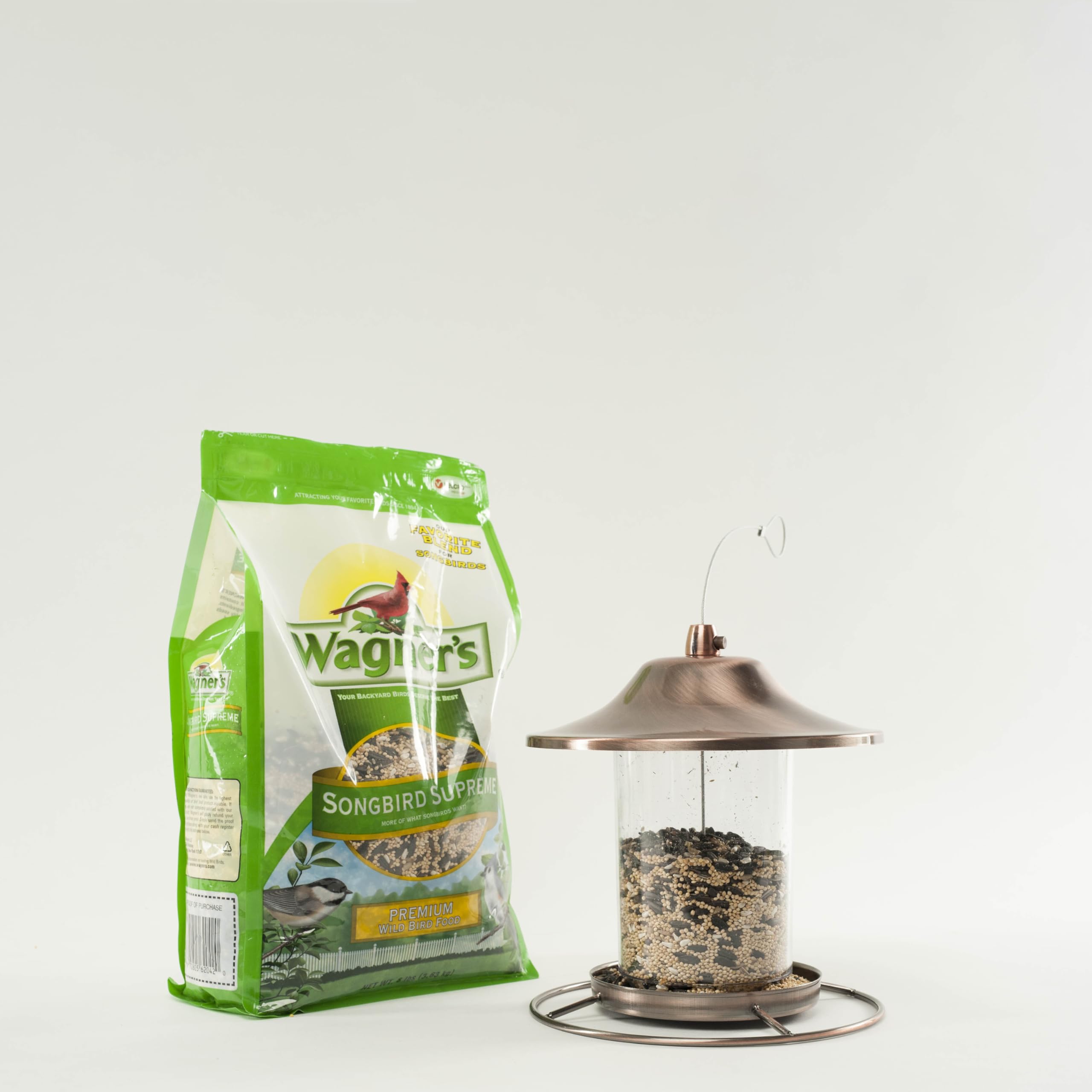 Wagner's Songbird Supreme reclosable slider helps keep seeds fresh between fills.
