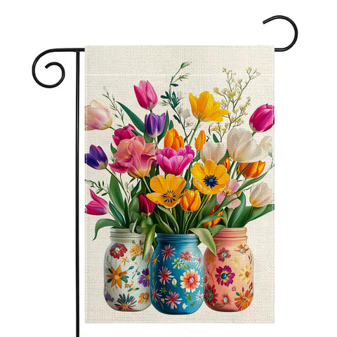 Wanpluml tulip-daffodil print flag highlights bright spring colors for outdoor décor.