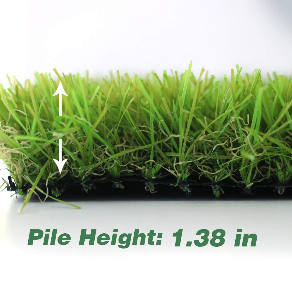 WarmShe artificial grass turf 4-tone lawn demonstrates depth and color variety for natural look.