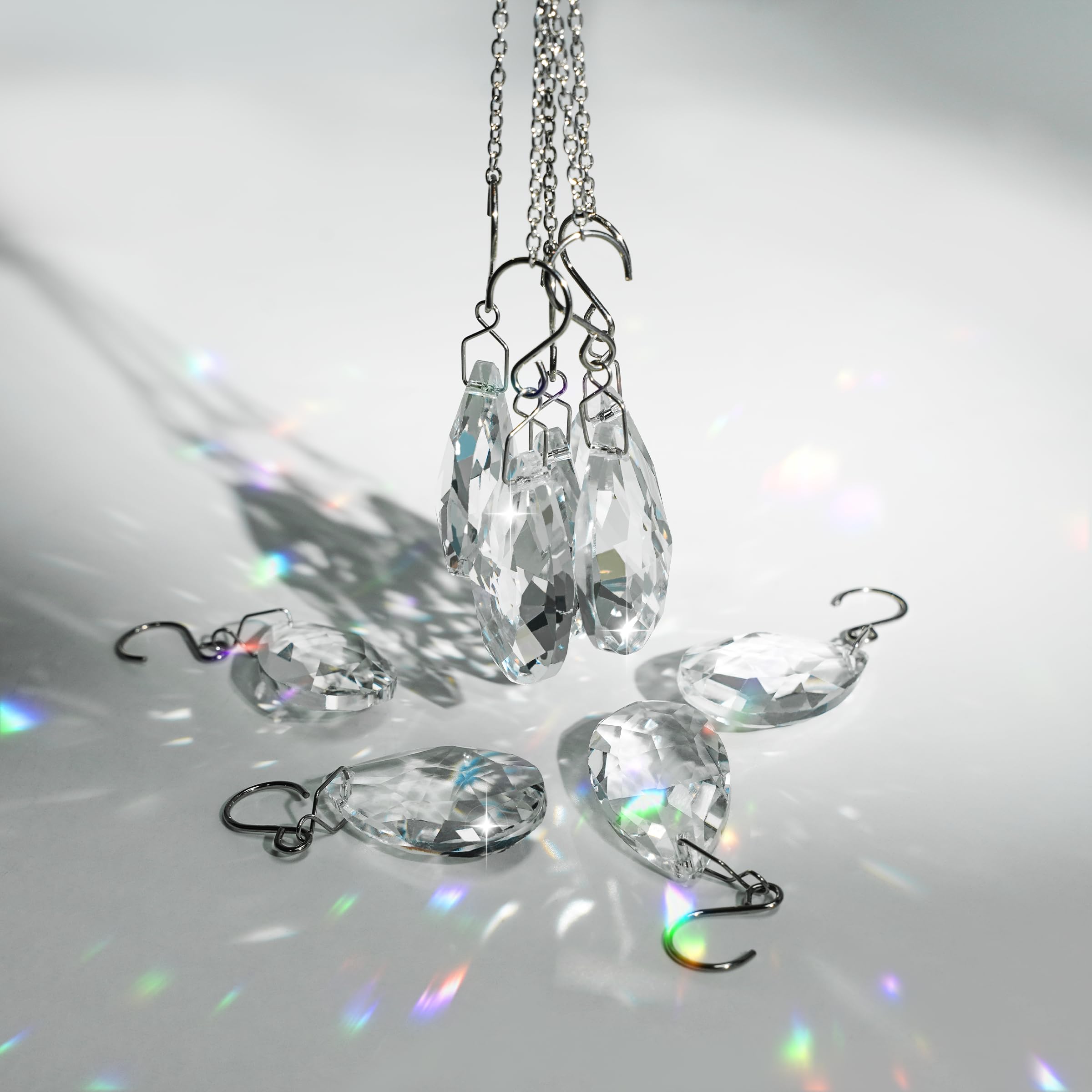 WASTROYAL sun-catcher prism reflects rainbow colors when sunlight hits