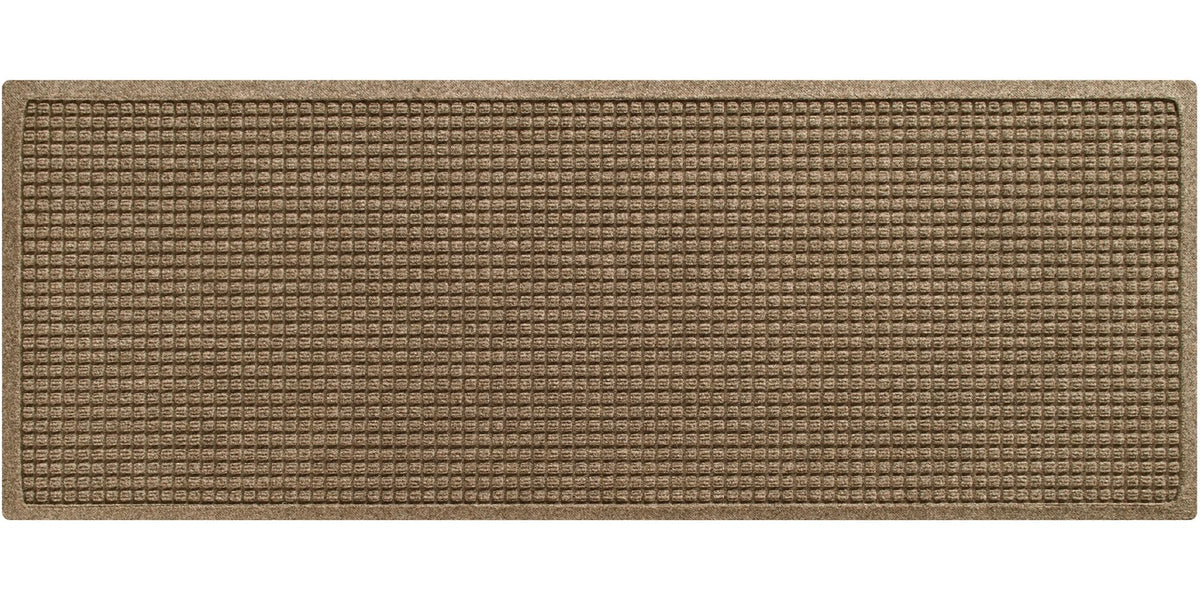 WaterHog Squares mat angled view highlighting dirt-trapping surface for busy entryways