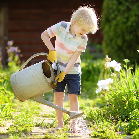 WAWSAM breathable polyester gloves keep little hands cool while gardening.