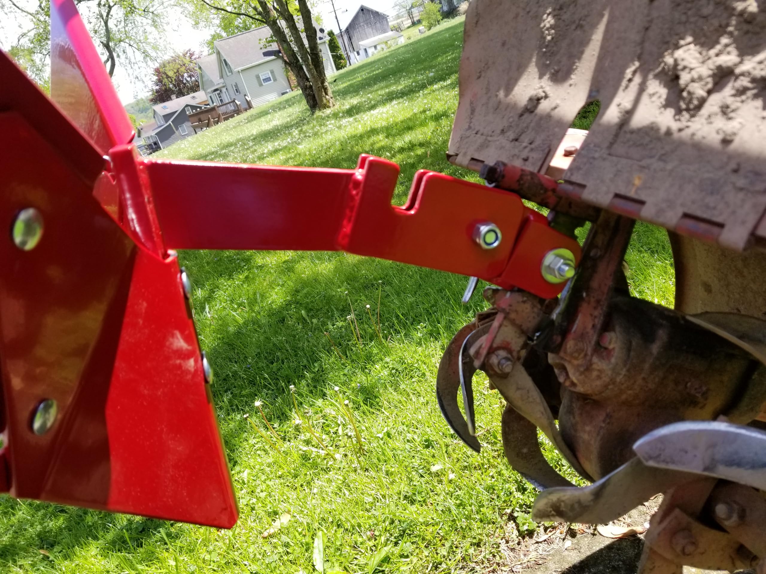 Wawews kit-included-parts clearly show bucket, wings, bracket, joints, and hardware