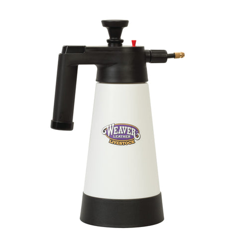 Weaver Leather Livestock heavy-duty pump sprayer with stable base reduces tipping on uneven ground