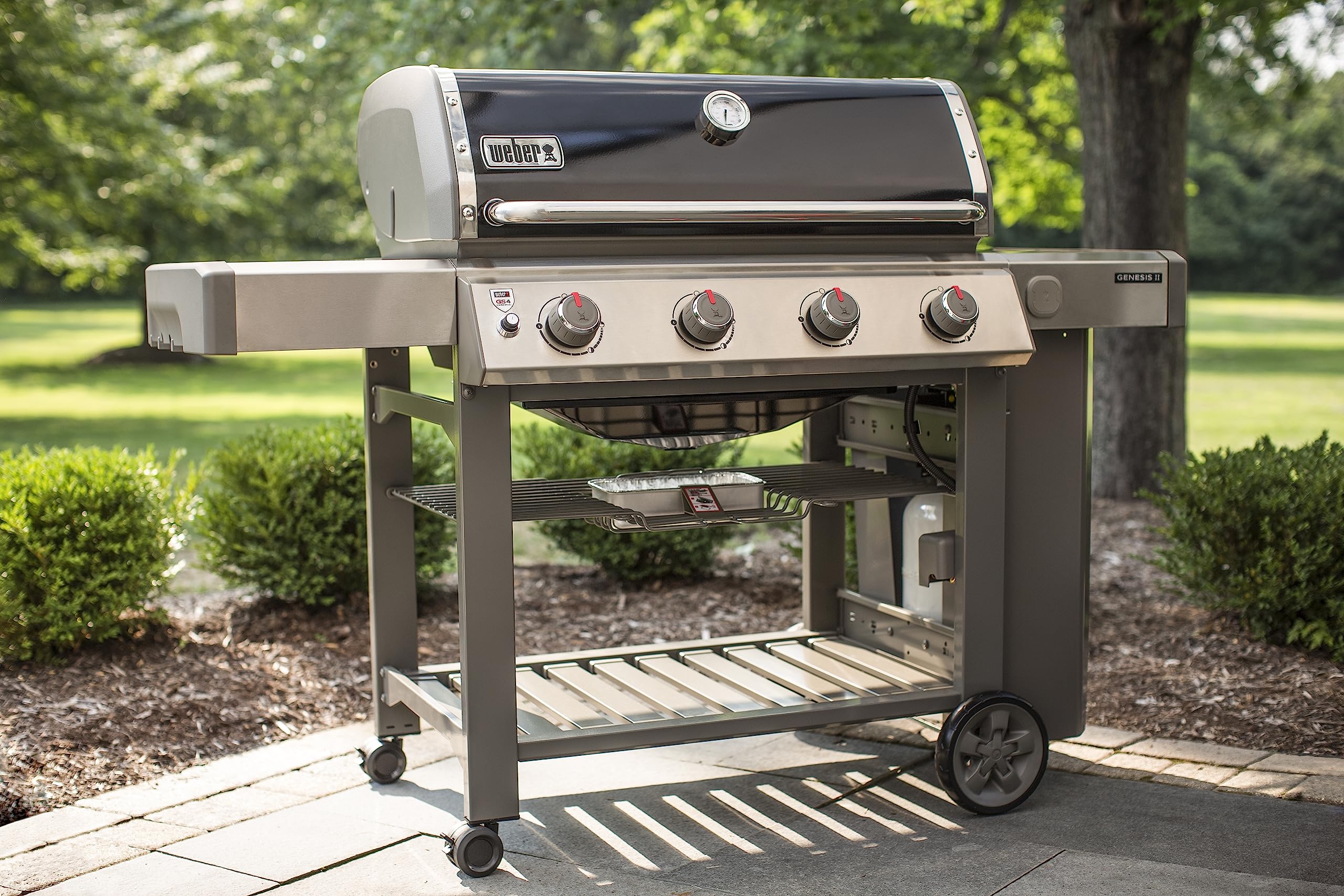 Disposable Weber drip pans simplify cleanup after grilling
